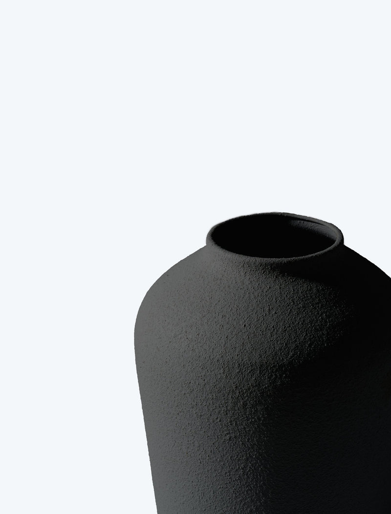 Ema Vase - Textured Black