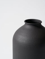 Arlo Vase - Matt Black