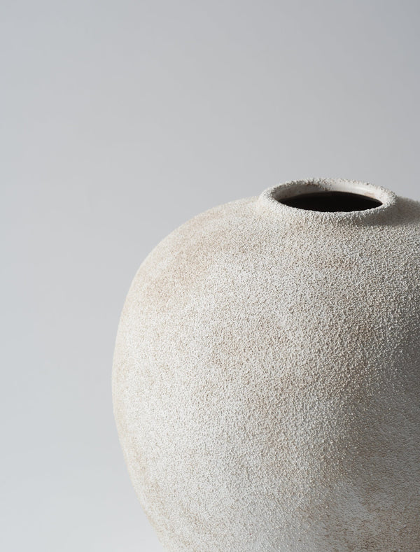 Zoe Ceramic Vase - Beige