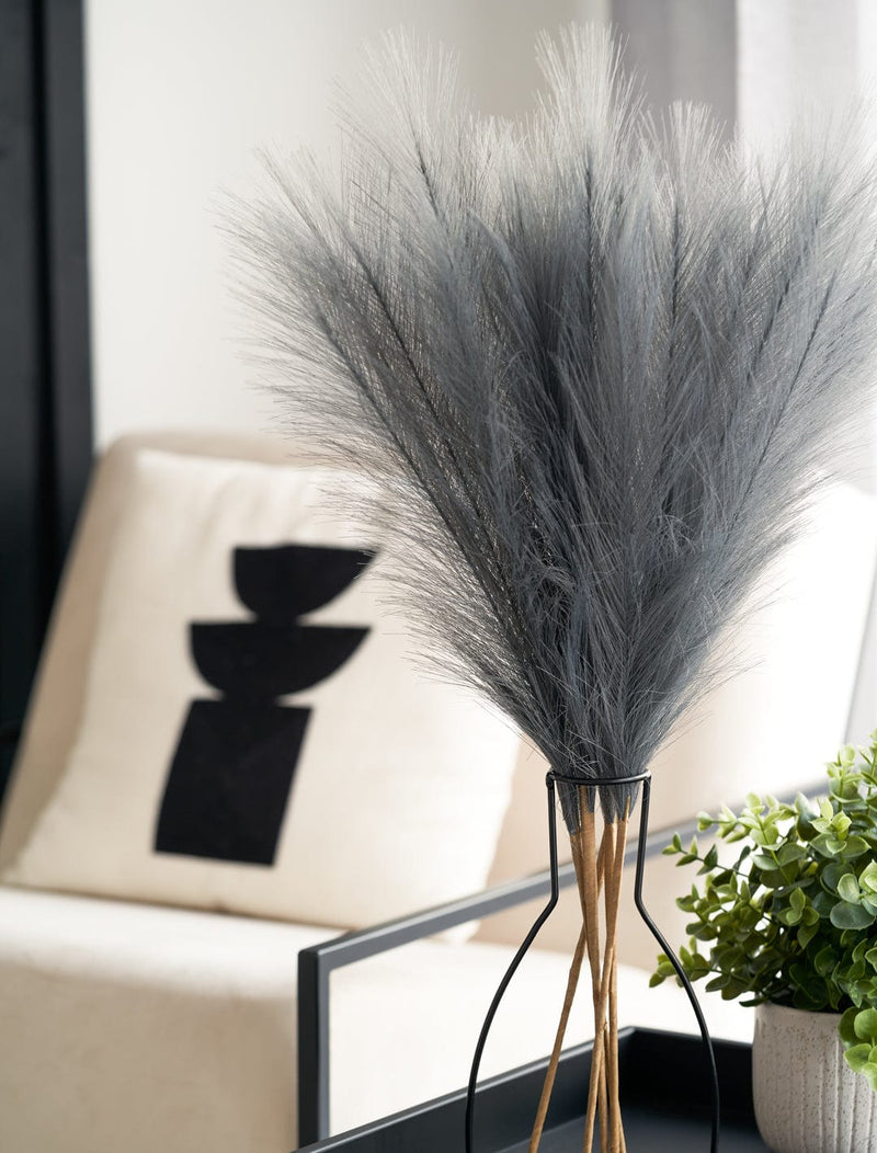 Faux Pampas Grass - Grey (5 Stems)